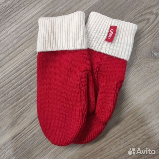 Подарочный набор Варежки и шарф audi