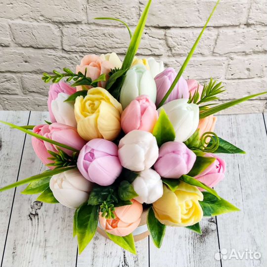 Сувенирные тюльпаны из мыла