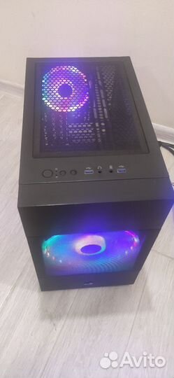 Корпус Aerocool Atomic