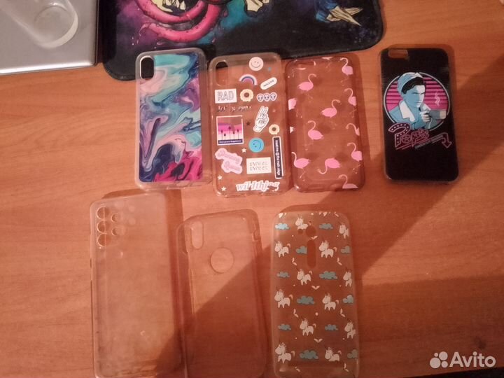 Чехлы для телефонов