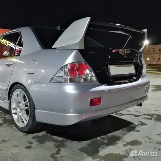 Юбка заднего бампера 2.0 Митцубиси Лансер 9