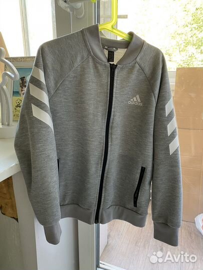 Спортивный костюм adidas для мальчика 140/146