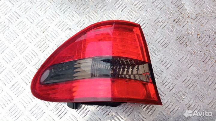 Фонарь задний левый Mercedes-Benz E-Class 2002