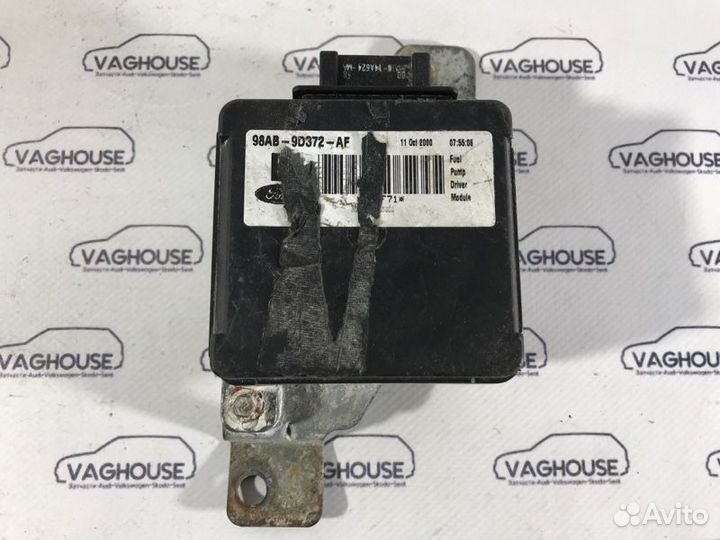 Реле бензонасоса Ford Focus MK 1 2001