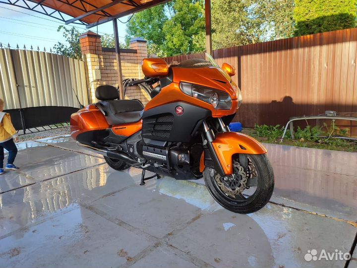 Honda gl 1800 bagger