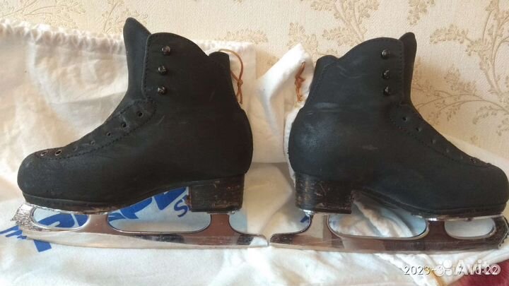 Фигурные коньки risport excellence 195