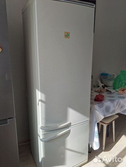 Холодильник атлант бу