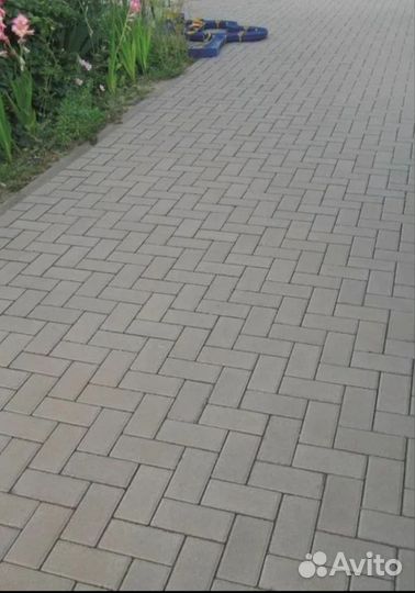 Укладка тротуарной плитки