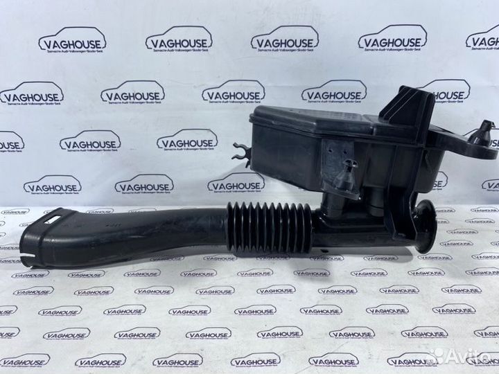 Патрубок воздушного фильтра Mazda 3 BK 1.6 2006