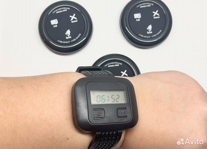 Кнопка вызова официанта Ультра черная и часы