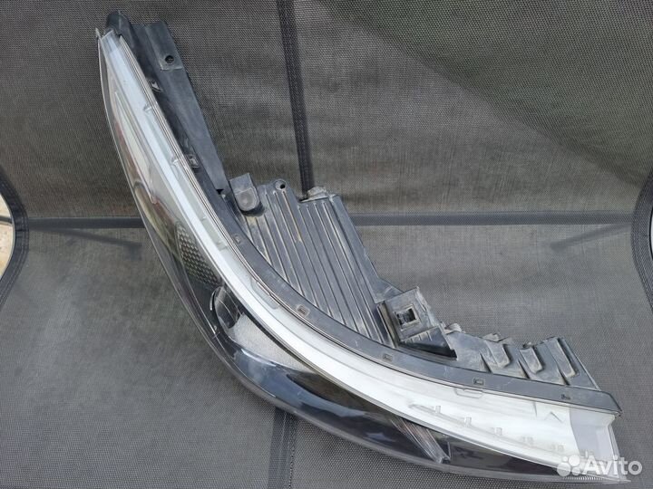 Фара правая Solaris 2 оригинал 92102H5500