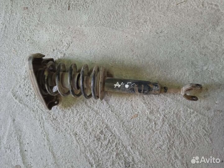 Стойка передняя Audi A4 B5 ауди а4 б5