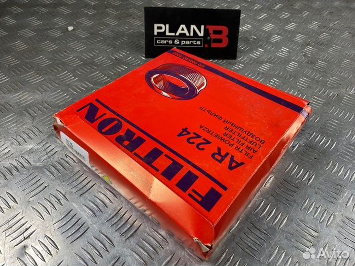 Фильтр воздушный двигателя Filtron Ar224