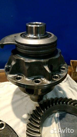 Передний редуктор Discovery 3/4 RR Sport