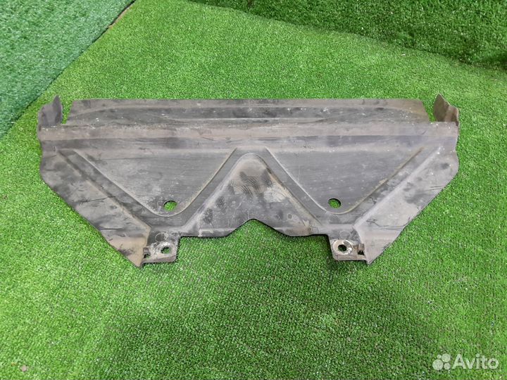 Пыльник радиатора бмв е60