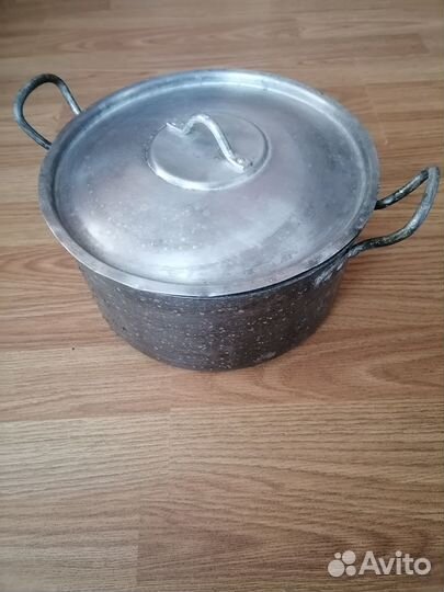 Кастрюля алюминиевая бу