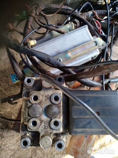 Абс и блок управления для ауди 100