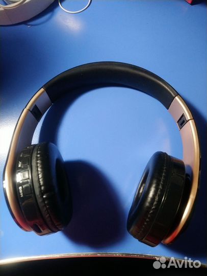 Беспроводные наушники