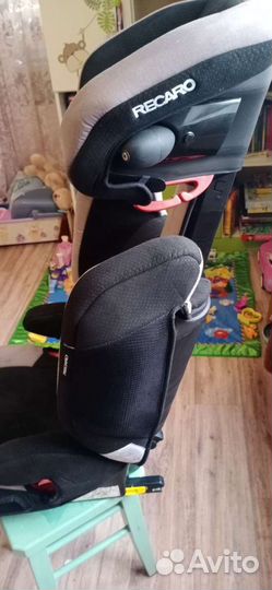 Детское автокресло 15-36 кг Recaro Monza Nova 2 из