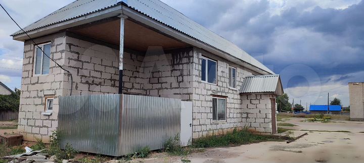 Дом 194 м² на участке 5 сот.