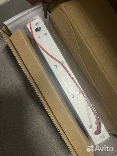 Электромагнитный замок на дверь