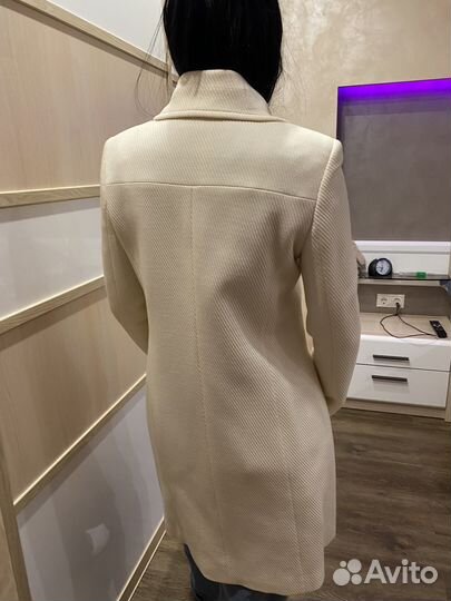 Пальто женское демисезонное 44 46