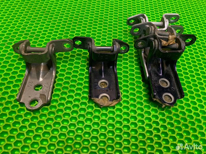 Петли дверей Subaru