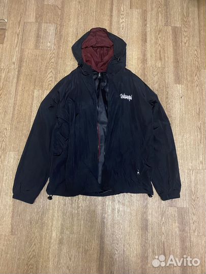 Ветровка unaffected