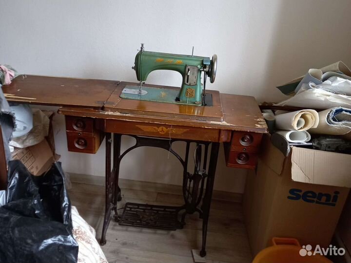 Швейная машина старинный Китай