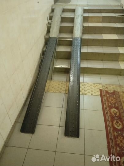 Регулируемые пандусы для инвалидных колясок