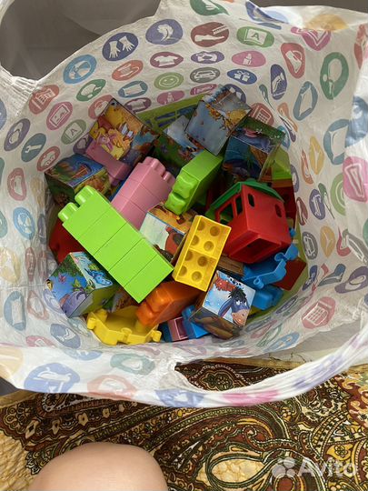 Пакет конструктора и кубиков