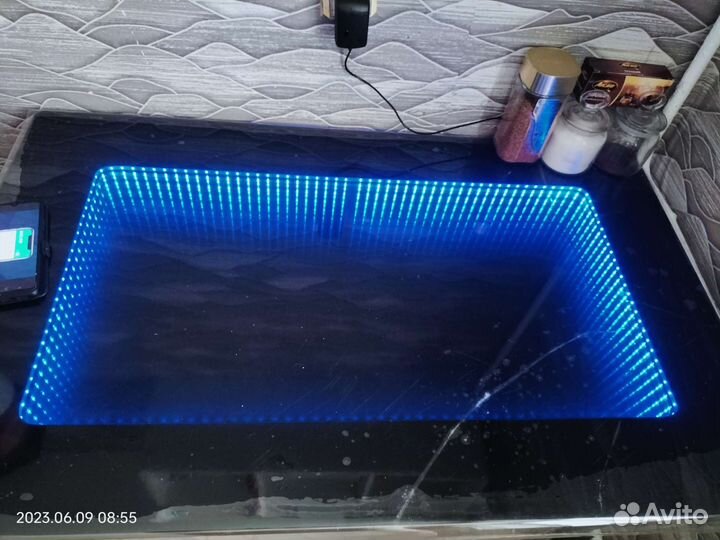 Стол обеденный стеклянный