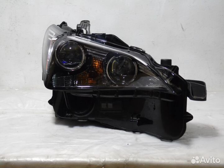 Фара передняя правая lexus RC 350