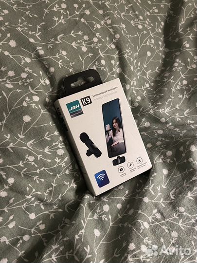 Беспроводной микрофон петличка