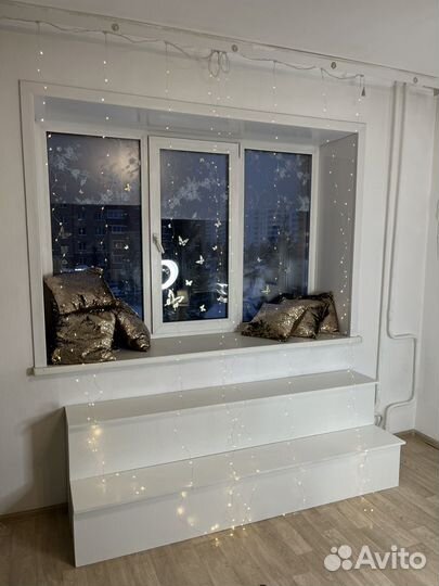 Лестница подиум