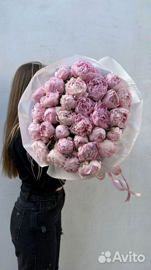 Букет из пионов. 31 штука