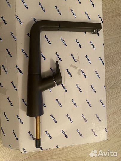 Смеситель Банко (Blanco) с душем для кухни гранит