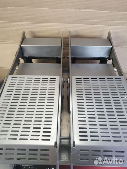 Контактный гриль Woodson