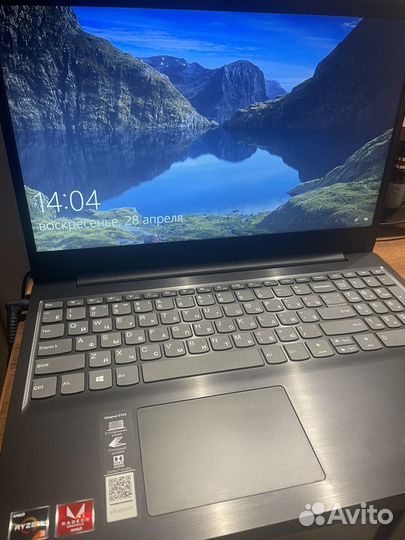 Ноутбук lenovo
