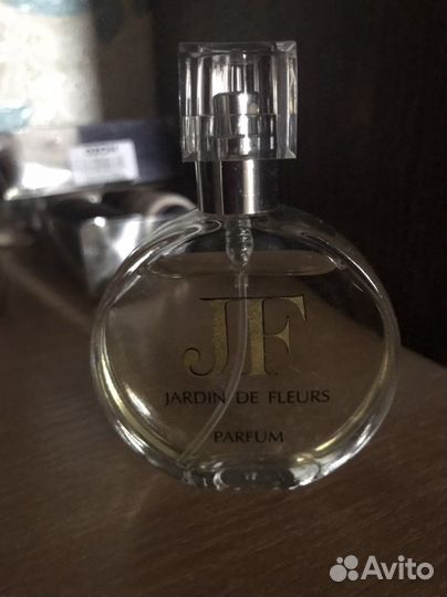 Духи Jardin de Fleurs (сад цветов)
