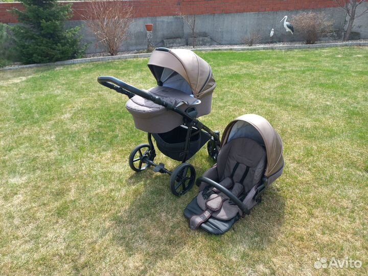 Коляска Tutis novo 2 в 1