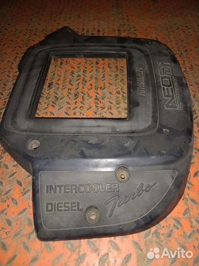 Накладка двигателя Nissan Serena 2.5дизел YD25DDTi