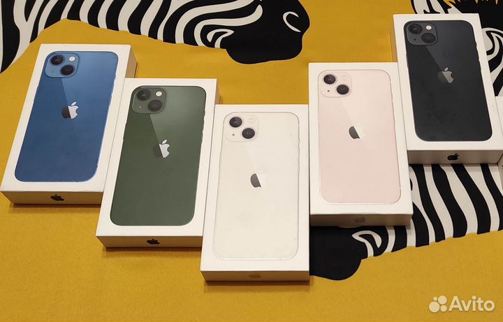 Apple iPhone 13 256GB blue