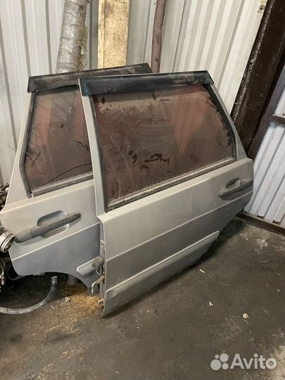 Двери (люправая перед, зад. задние) 2111 2114