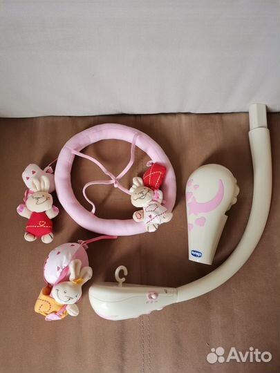 Мобиль на кроватку chicco