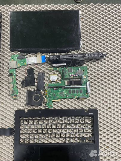 Asus X200MA по запчастям