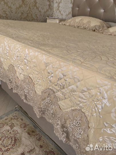 Покрывало Blumarine на 2 х спальную кровать