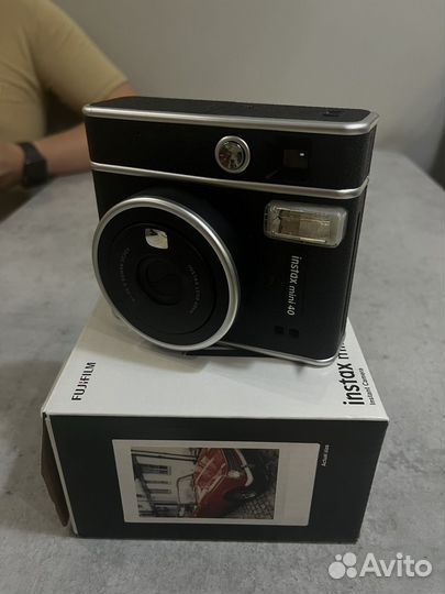 Плёночный фотоаппарат instax mini 40