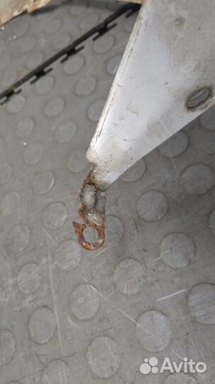 Ресничка под фару Mercedes Sprinter