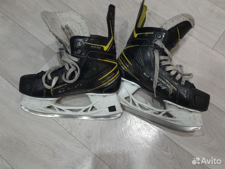 Коньки хоккейные детские